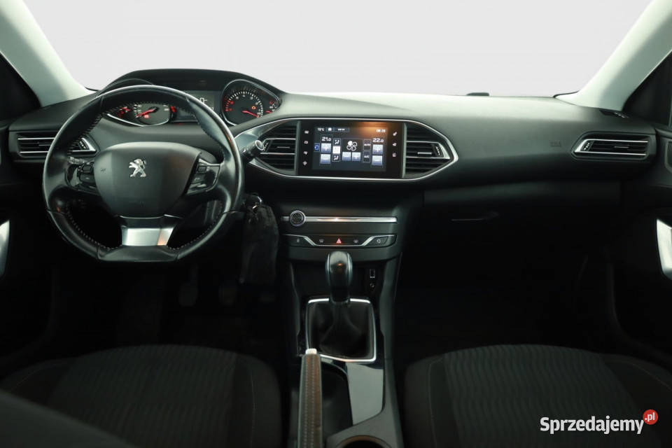 Peugeot 308 12 eTHP Piaseczno