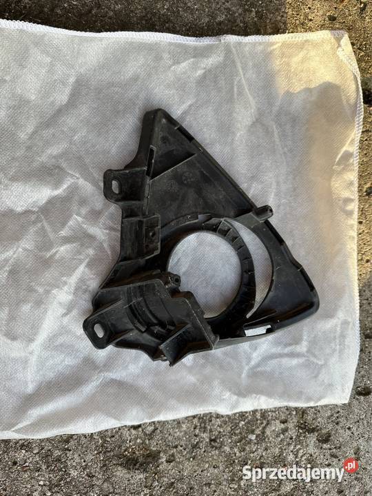 Toyota OE 8148102290 Kratka halogenu prawa AURIS osobowe Białystok