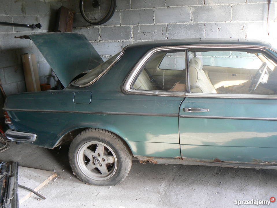 NERCEDES W123 COUPE uszkodzony