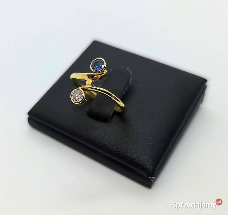 Złoty pierścionek z diamentem i szafirem próby warmińsko-mazurskie sprzedam