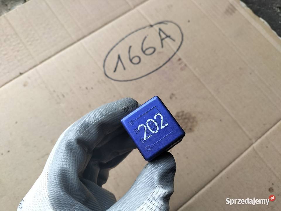 PRZEKAŹNIK AUDI 8A0951253 202 osobowe lubelskie Kamień-Kolonia sprzedam