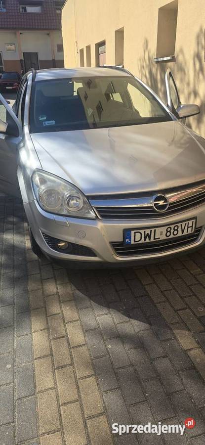 Opel astra h kombi Astra Wołów