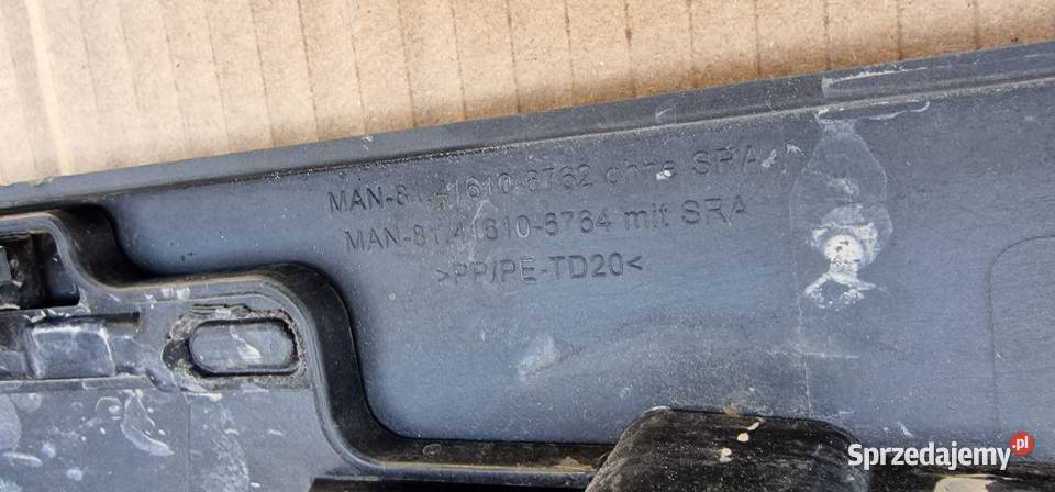 MAN TGS OBUDOWA LAMPY OKULAR REFLEKTORA LEWY Bieleń