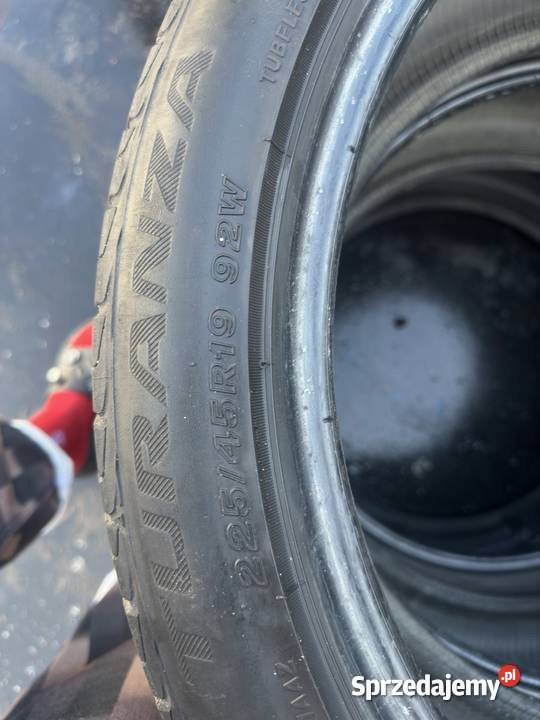 Opony 22545R19 92W lato świętokrzyskie