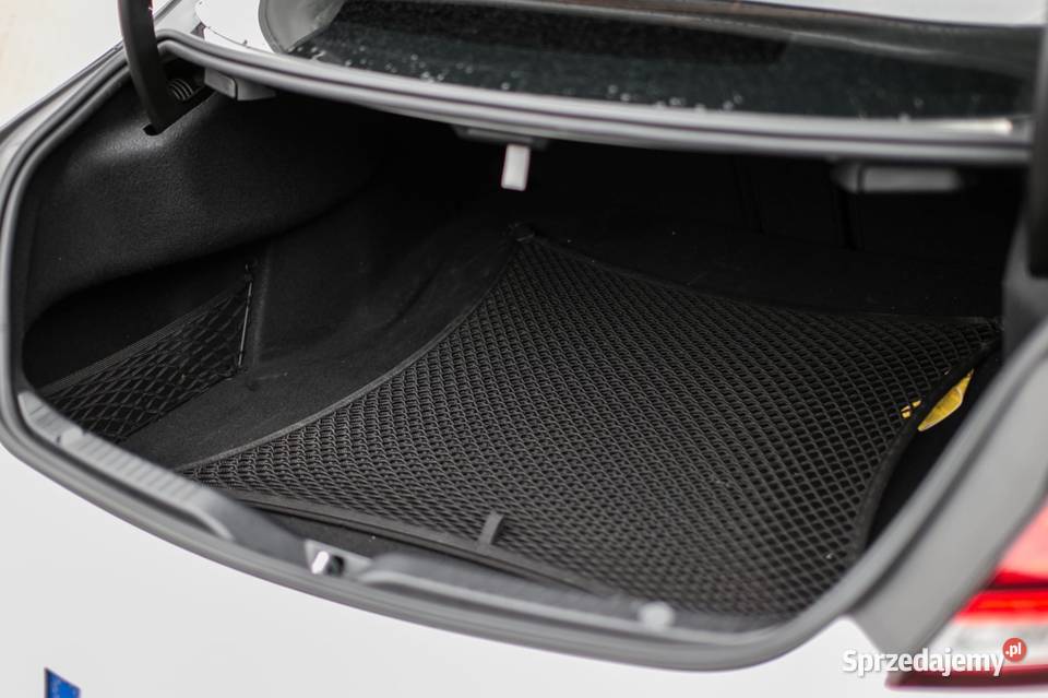 Mercedes Cklasa Coup bezwypadkowy i serwisowany gniazdo AUX Klasa C Klasa C Bydgoszcz