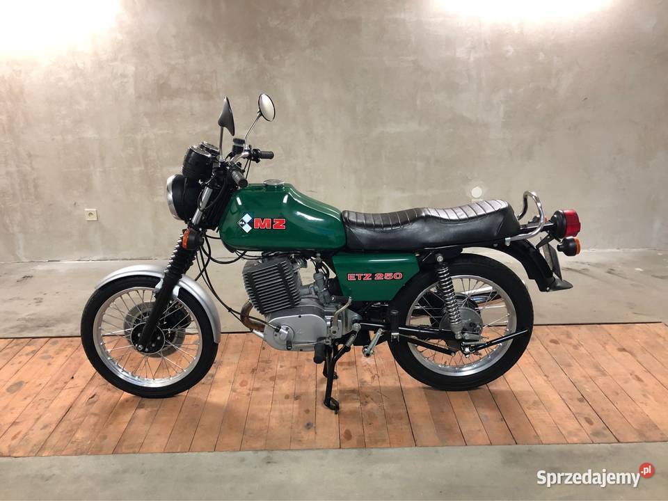 MZ ETZ 250 DDR Lubanie