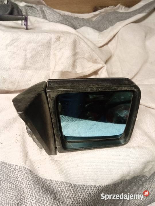 Lusterko prawe Mercedes 124