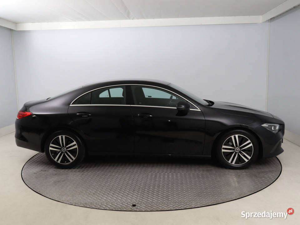 Mercedes CLA 200