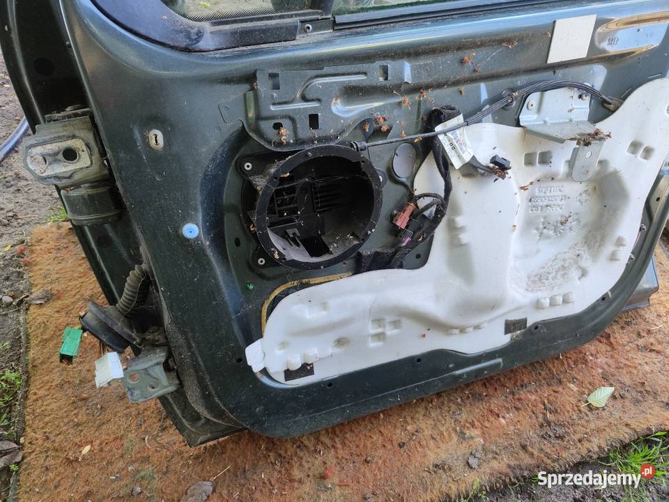 Peugeot 207 sw kombi outdoor drzwi przednie Pozostałe Przedecz