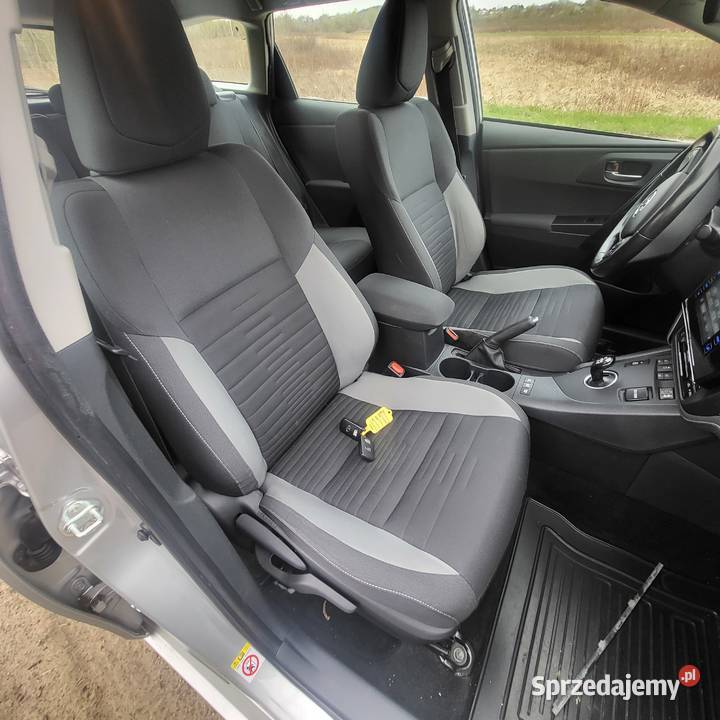Toyota Auris Touring Sports 18 Hybrid aluminiowe felgi Góra Kalwaria