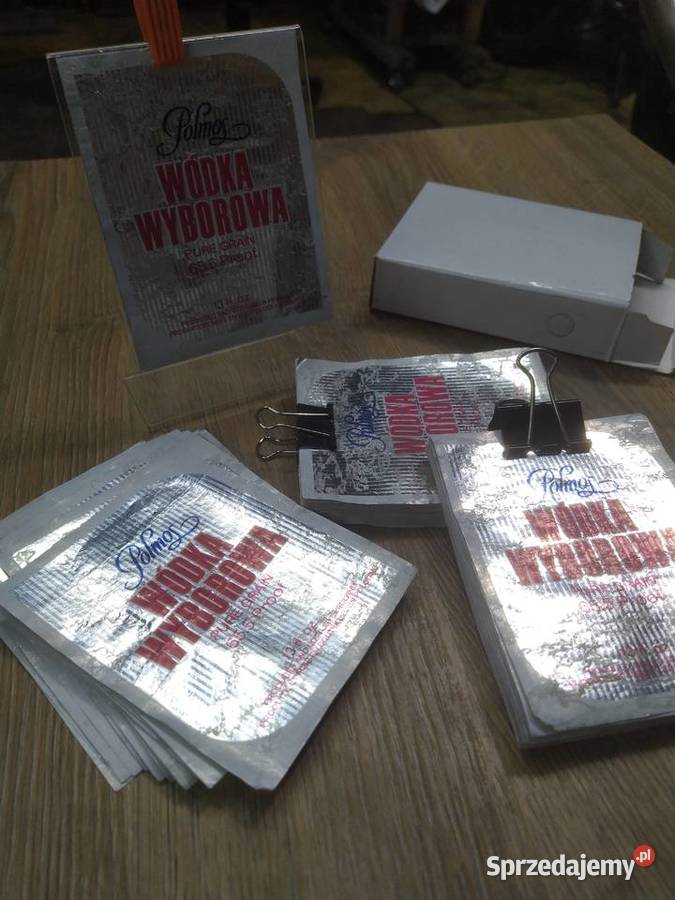 Stare etykiety PRL Polmos Wódka Wyborowa wersja mazowieckie Błędów
