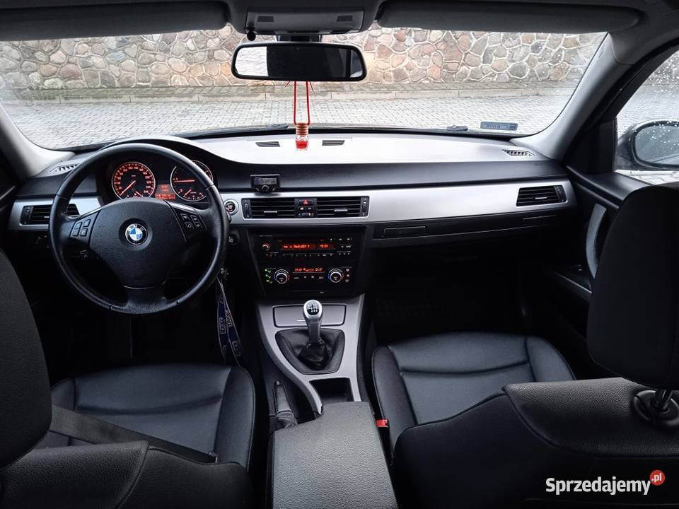 BMW 3 e91 kombi 2008r 318d 143186 243000 Rok produkcji 2008 Suchowola