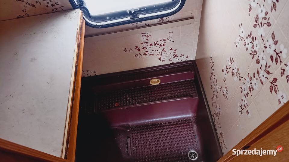 przyczepa kempingowa campingowa kemping OKAZJA śląskie Międzybrodzie Bialskie