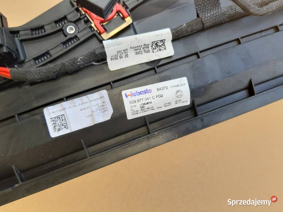 SKODA OCTAVIA III KOMBI RAMKA RAMA PANORAMY osobowe lubuskie Trzciel