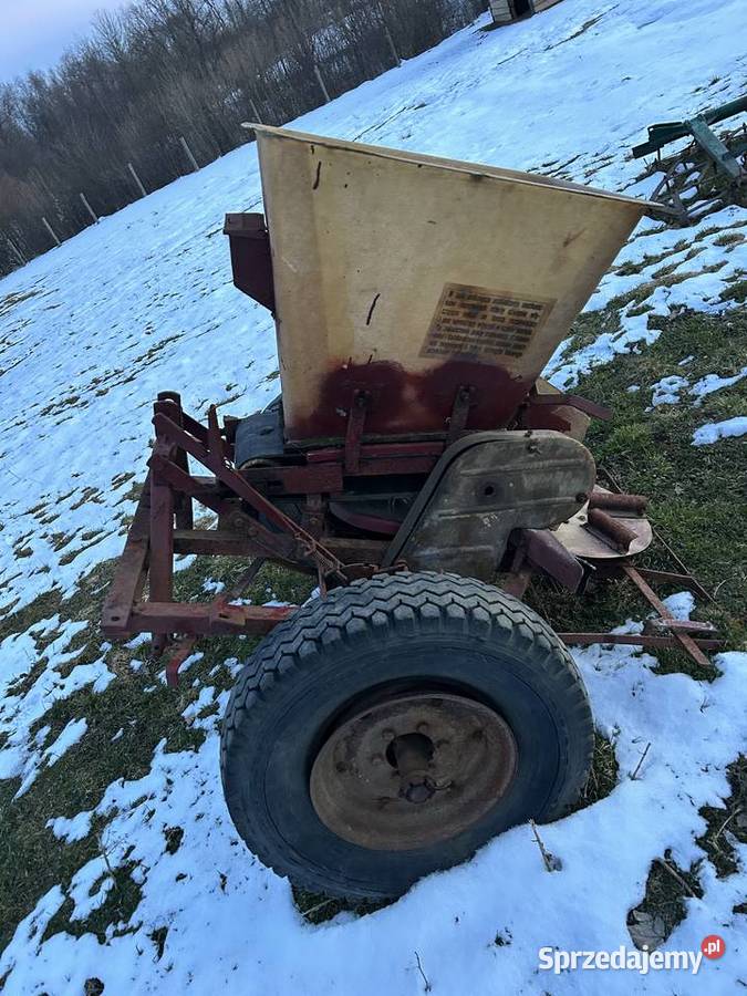 Rozsiewacz nawozu wapna kos wapniarka Nowy Sącz sprzedam