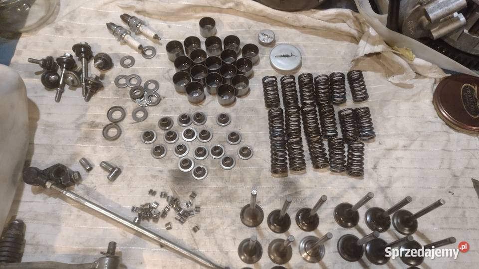 Zawory TDM 850 4tx sprzedam