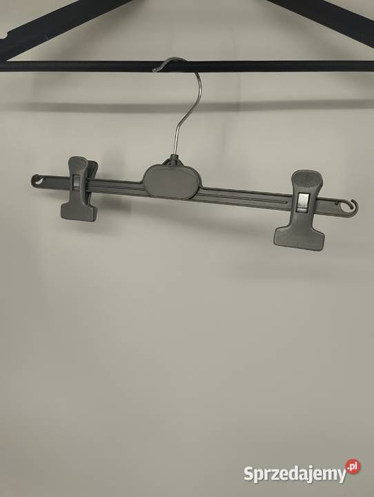 Wieszaki plastikowe sklepowe Przasnysz