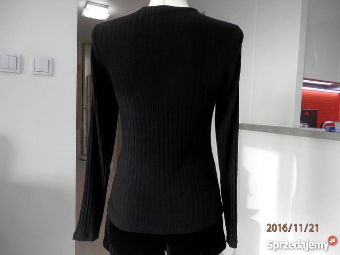 Bluzka Only Czarna Sznurowana na Dekolcie Łomża sprzedam