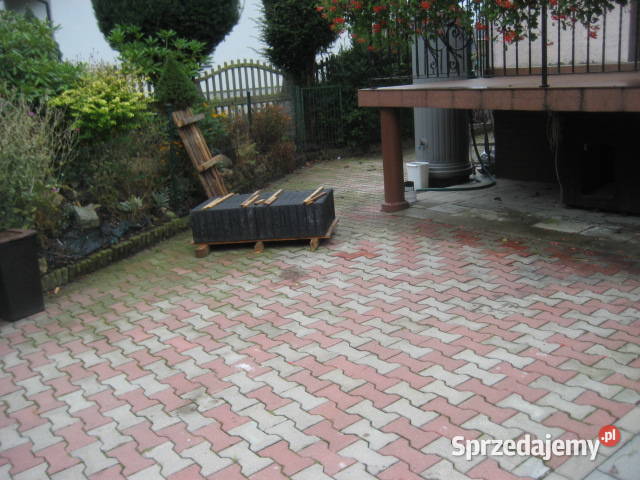 Kostka brukowa z odzysku btanio Siemyśl sprzedam