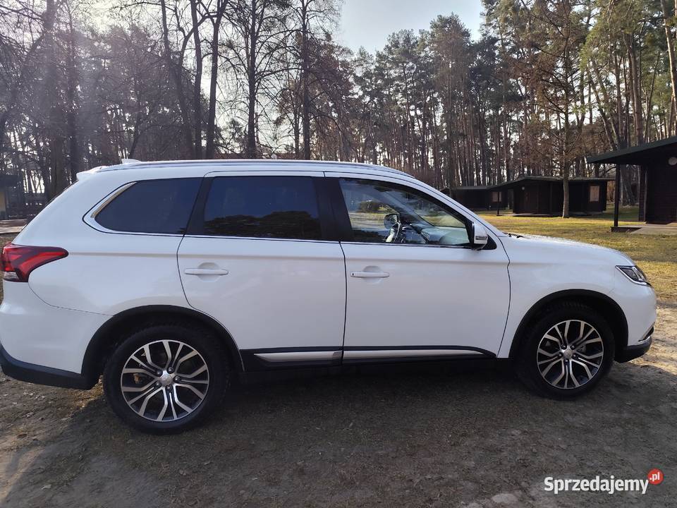 Mitsubishi Outlander 22 diesel 2018 isofix Kozienice sprzedam