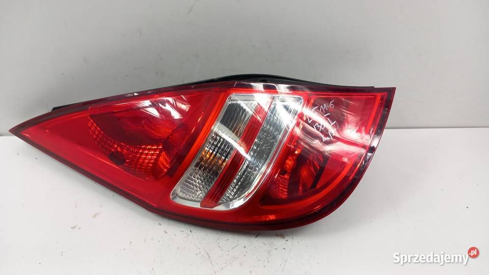 HYUNDAI I30 I LIFT HB KOMBI LAMPA TYŁ LEWA osobowe Zbierkowo sprzedam