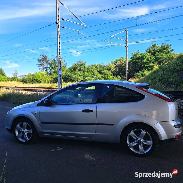 Ford Focus 14 benzyna Prosty silnik Mocno Opole sprzedam