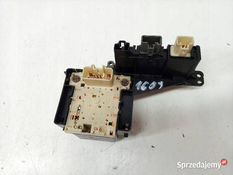 PRZEŁĄCZNIK 758294 Toyota Yaris I 19992005 Panele sterowania, przełączniki świętokrzyskie