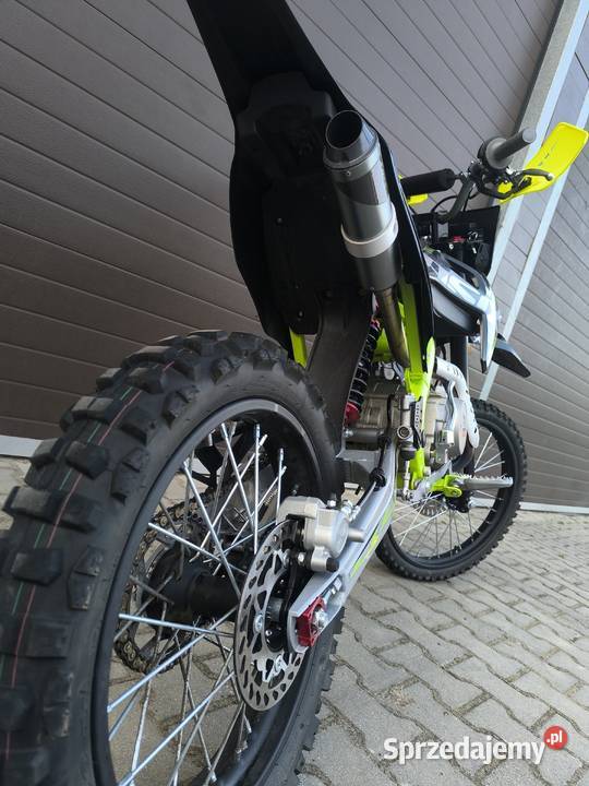 Cross asix xb67 125 Błaszki