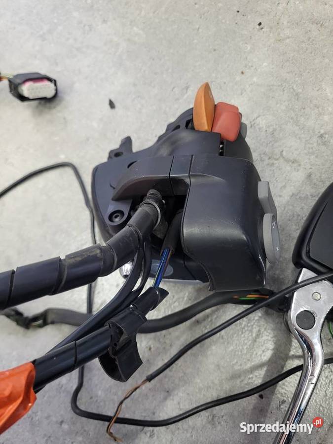 BMW R 1200 C CL K30 2003 PRZEŁĄCZNIKI wielkopolskie