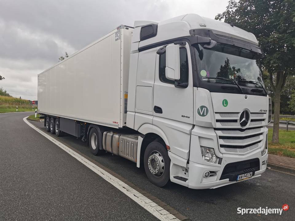 Ciągnik siodłowy MERCEDES ACTROS MP4 1845 Warszawa