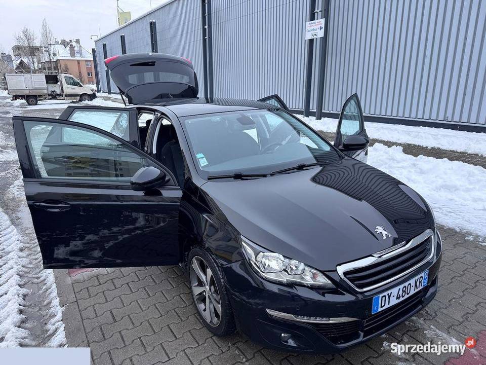 Peugeot 308 12 130 eTHP Start Stop Active 2015r Rok produkcji 2015 Kraków