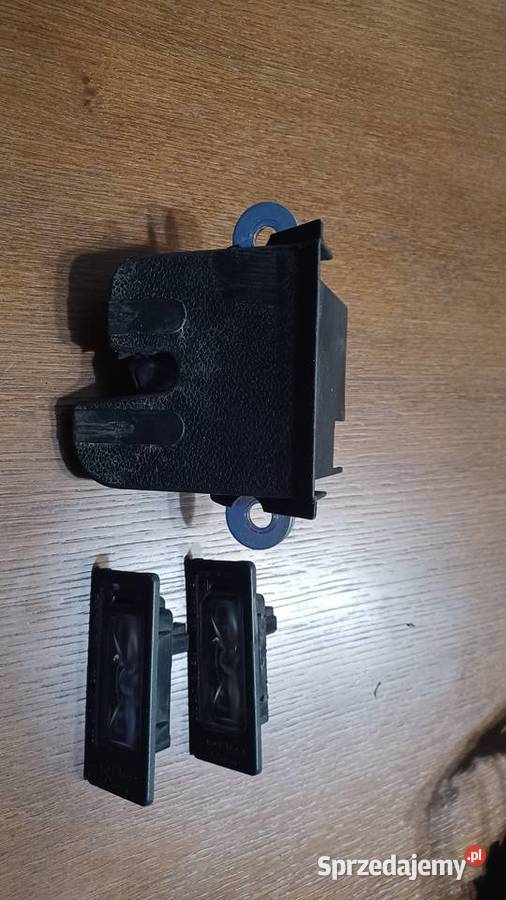Zamek tylnej klapy VW Golf VII Sportsvan osobowe sprzedam