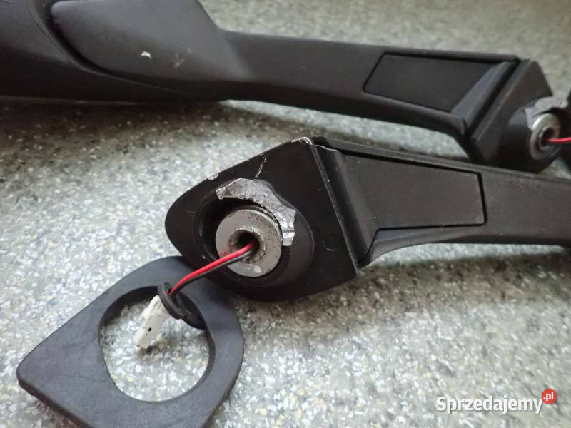 DWA LUSTERKA USZKODZONE MOCOWANIA DUCATI 899 Pozostałe