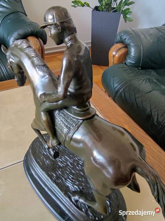 Duża Figura z Brązu Koń z Dżokejem 30 Ciężka 5 sprzedam