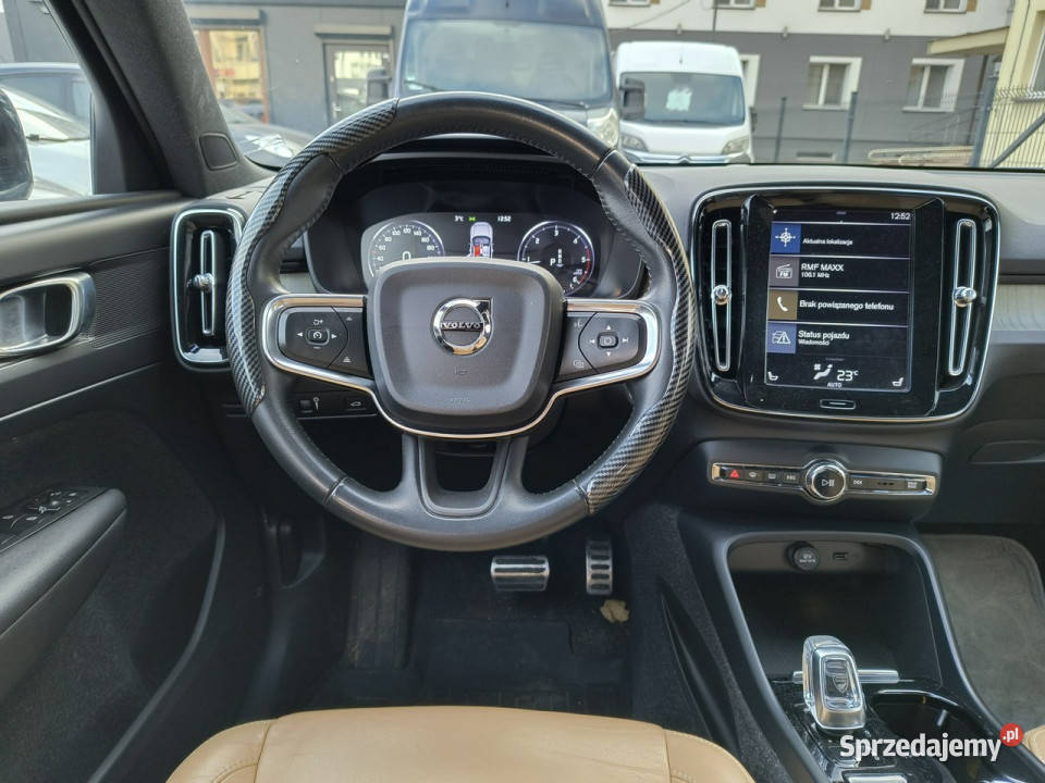 Volvo XC 40 INSCRIPTION Kamera Cofania Brązowe Bydgoszcz