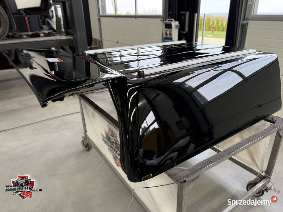 Zabudowa paki Hardtop Nissan Navara NP300 Boki