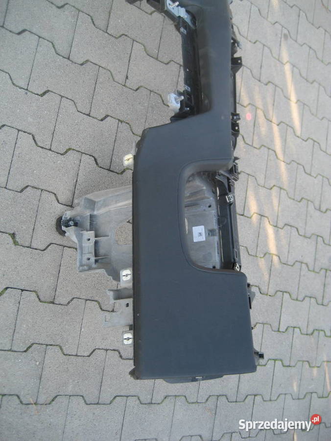 bmw 5 g60 g61 2325r deska rozdzielcza dół wersja Rakoniewice