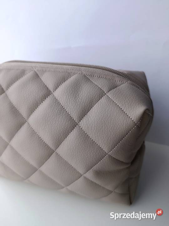 Kosmetyczka duża skórzana pikowana beżowa wielkopolskie Konin