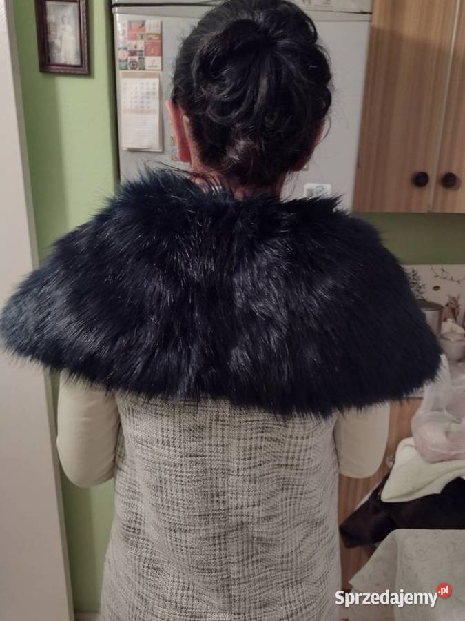 Wytworna duża FUTRZANA ETOLA szal futerko JEDWAB Kraków