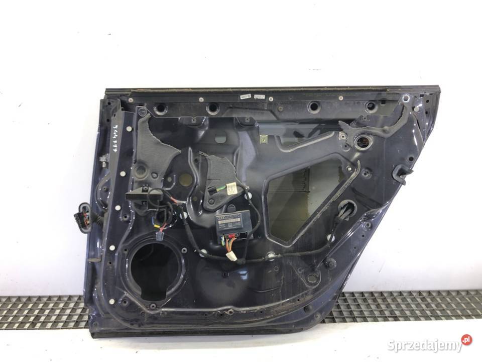 DRZWI PRAWY TYŁ AUDI A6 C6 SedanLimuzyna 0411