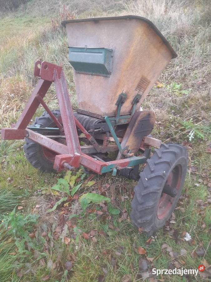 Rozsiewacz nawozy 300 litrów sprzedam