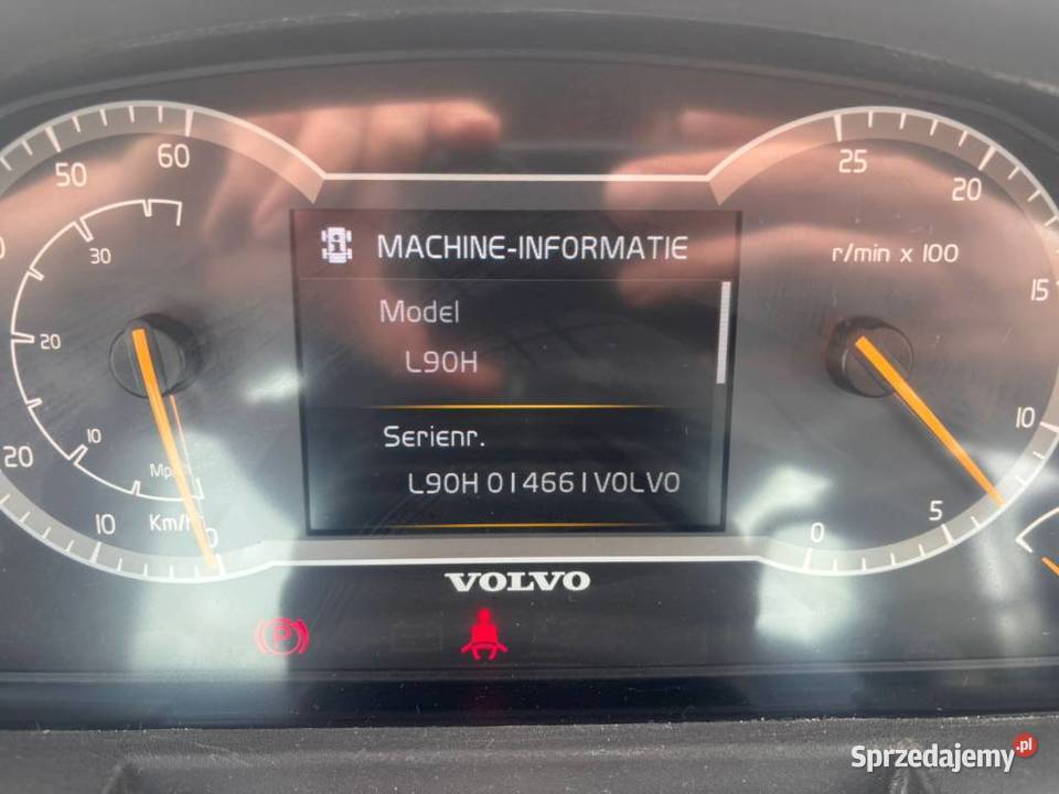 Ladowarka kolowa Volvo L 90H Rok produkcji 2017 mazowieckie Warszawa