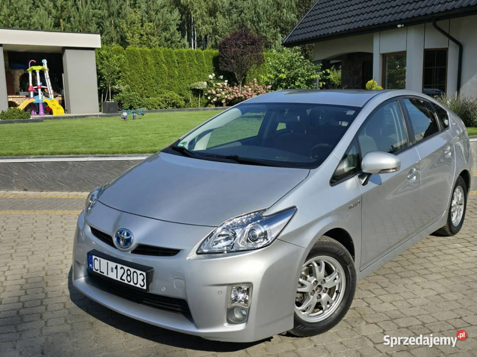 Toyota Prius Hybrid 18 VVTI ECVT Iwłaściciel 62 czujnik zmierzchu Skępe