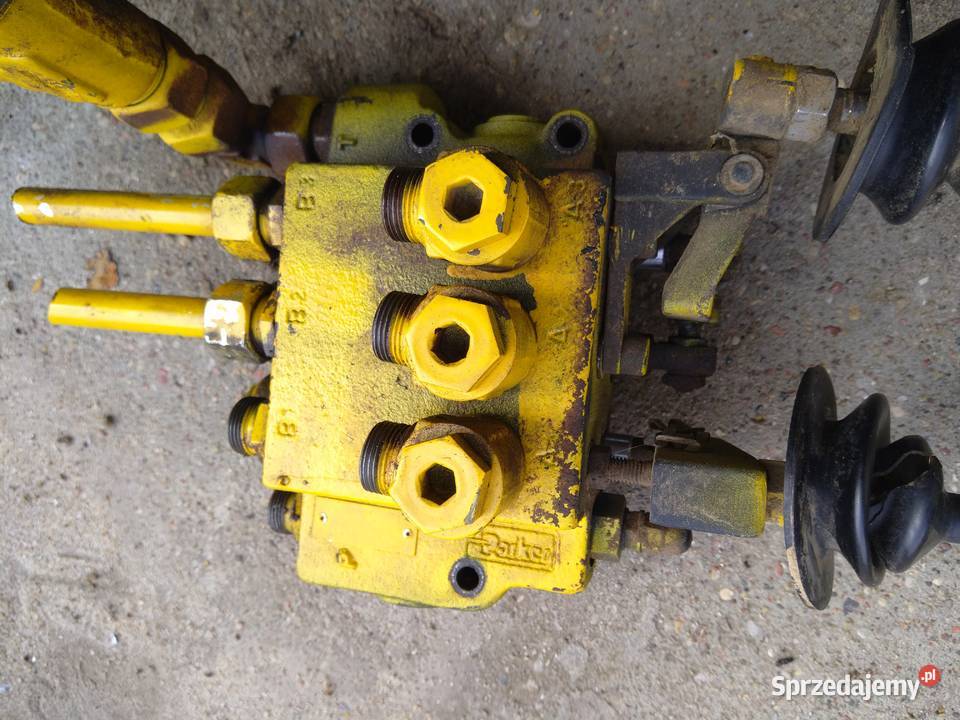 Rozdzielacz hydrauliczny Kramer 312 mazowieckie Siedlce sprzedam