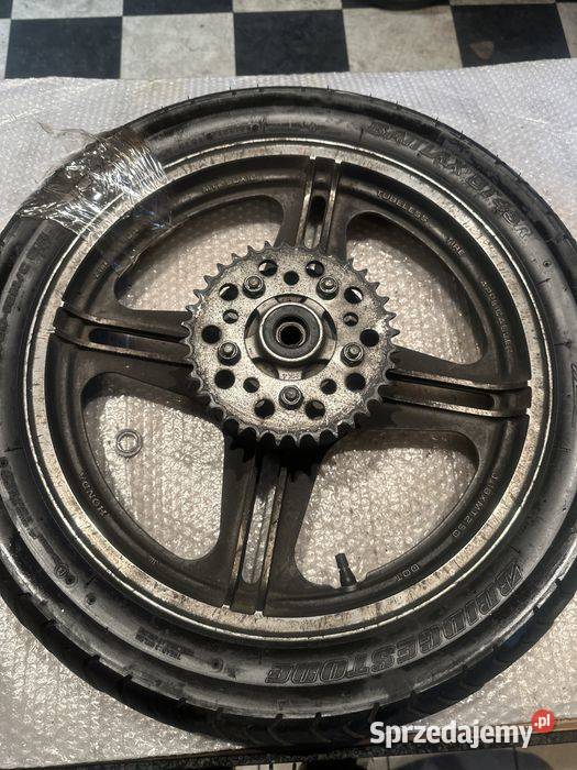 koło Felga Zębatka Honda CB450 CB 450 PC17 Motoryzacja
