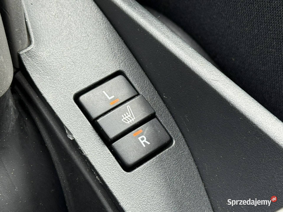 Toyota Auris 14D4D 90 czujnik parkowania Węgrów