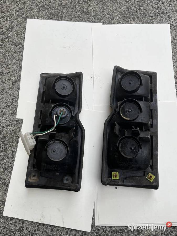 Lampy Daihatsu Feroza tył tylne komplet śląskie Mysłowice