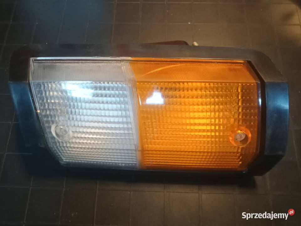 Fiat 125p lampa kierunkowskazu prawa nowa Ożarów Mazowiecki