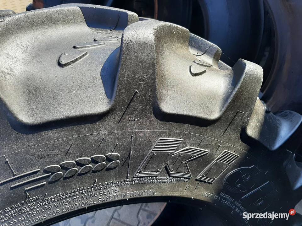 2x Opona używana rolnicza 34085R24 136R24 KLEBER Zaścianki