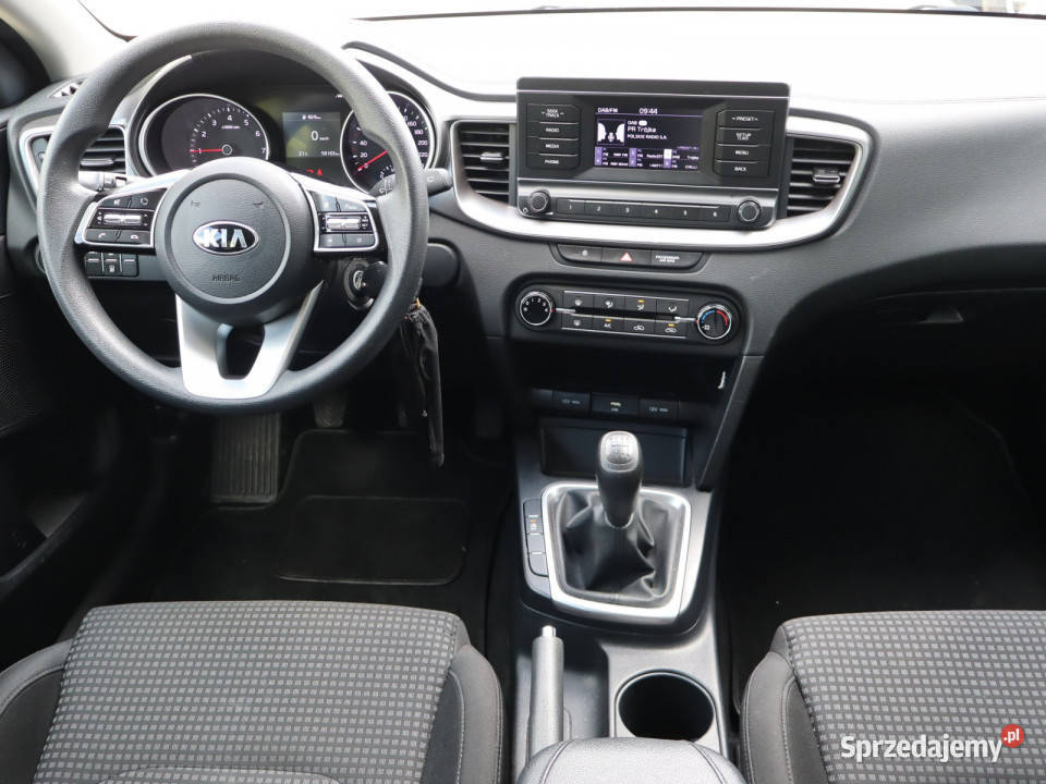 Kia Ceed 10 TGDI przyciemniane szyby sprzedam